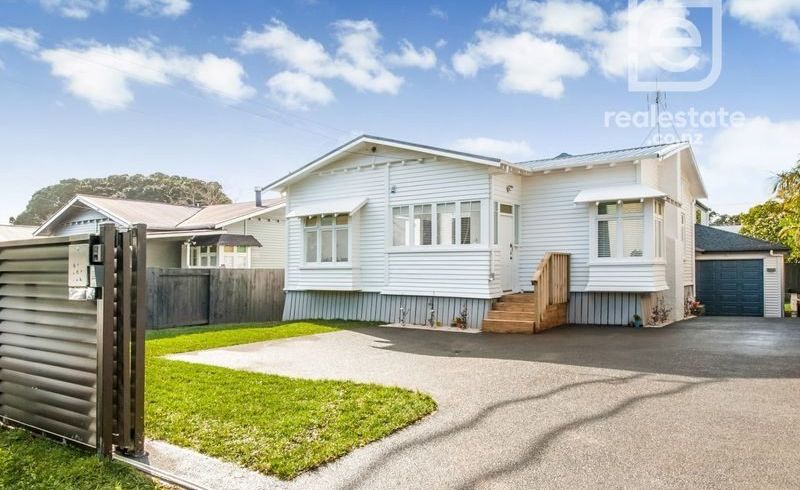  at 21 Mark Road, Mount Albert, Auckland