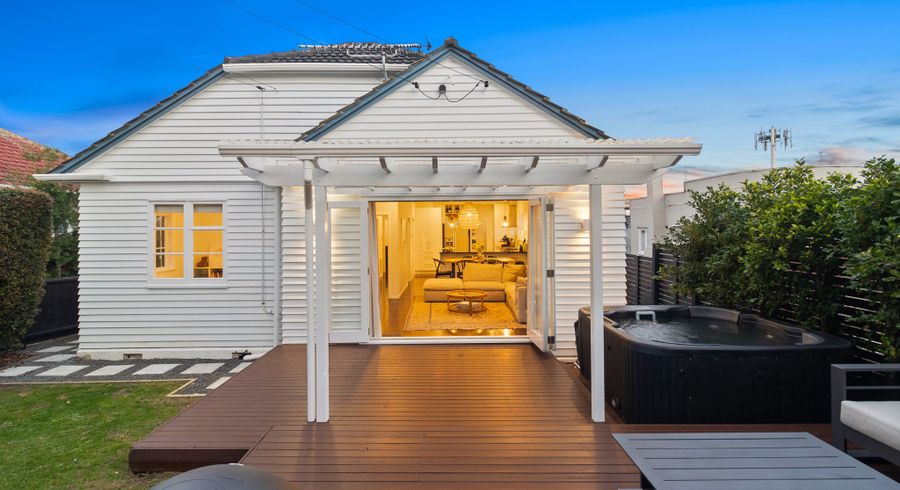  at 54 Alberta Street, Point Chevalier, Auckland City, Auckland