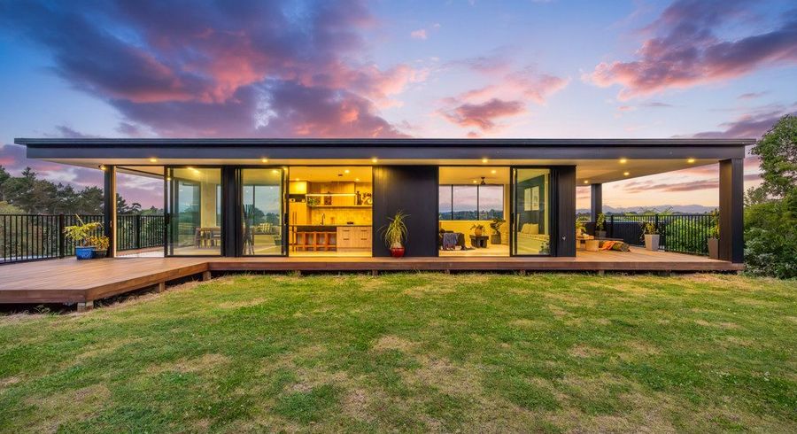  at 181 Point View Drive, East Tamaki Heights, Manukau City, Auckland