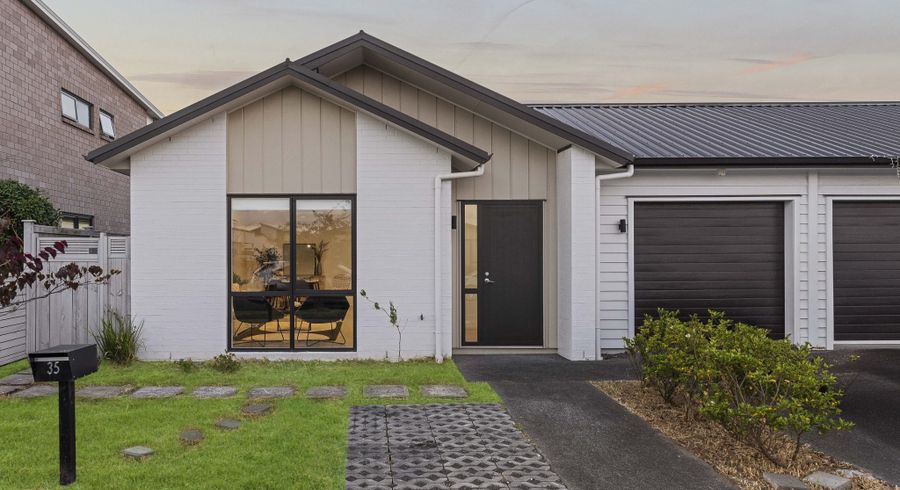  at 35 Pepene Avenue, Takanini, Auckland