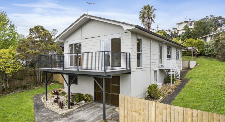  at 3 Bonito Place, Bayview, Auckland