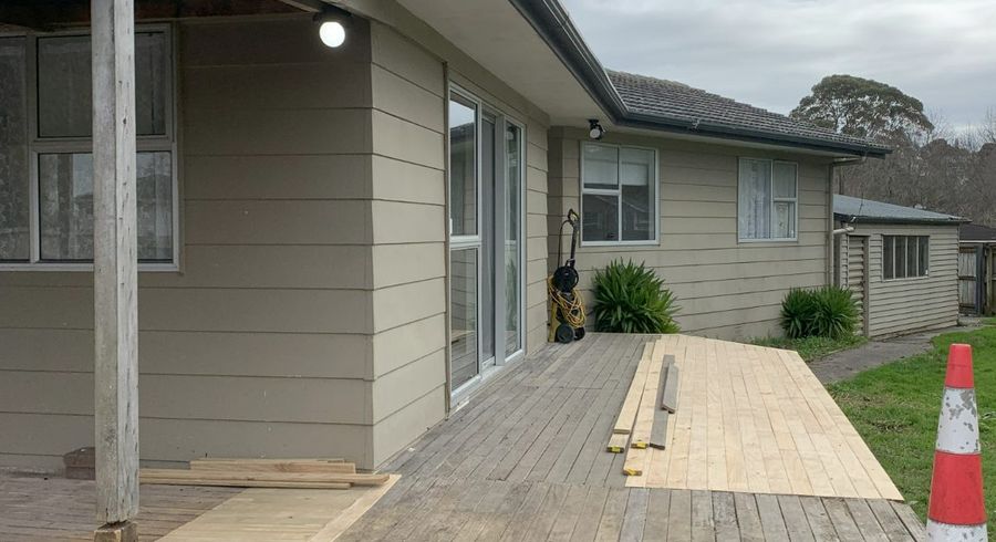  at 31 Fitzherbert Ave, West Harbour, Waitakere City, Auckland