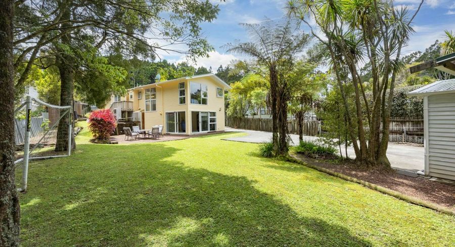  at 8 Waima Crescent, Titirangi, Waitakere City, Auckland