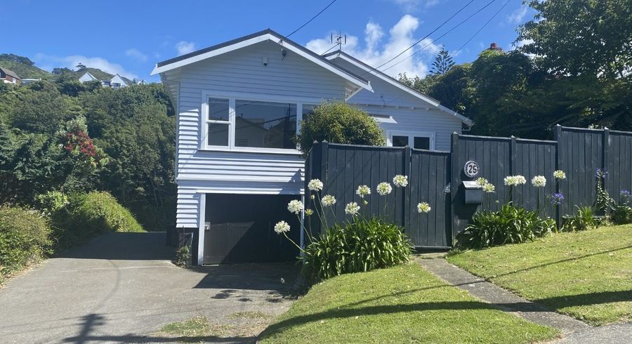  at 25 Omar Street, Khandallah, Wellington