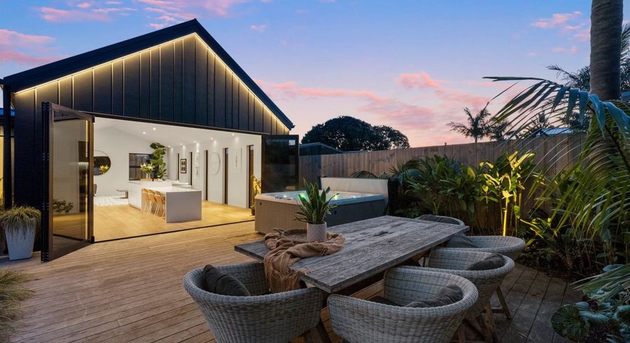  at 704B Papamoa Beach Road, Papamoa Beach, Papamoa