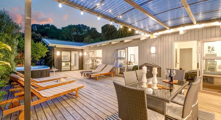  at 18 Glengarry Avenue, Manly, Rodney, Auckland