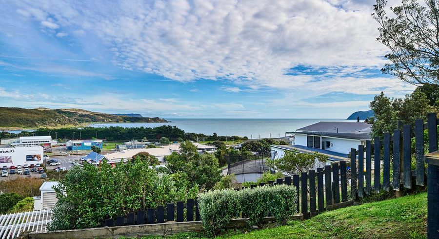 at 9 Mana View Road, Paremata, Porirua, Wellington