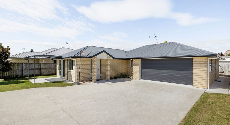  at 2/180 Burns Street, Cambridge, Waipa, Waikato