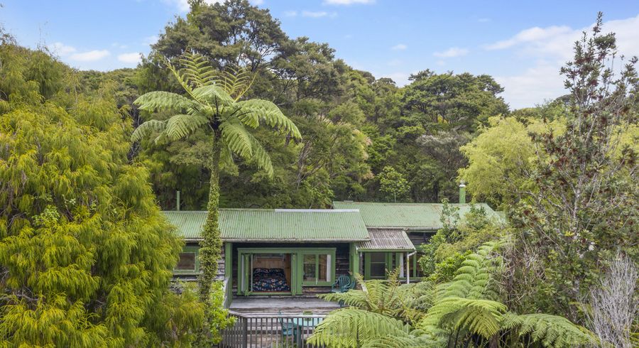  at 25 Turanga Road, Henderson Valley, Auckland