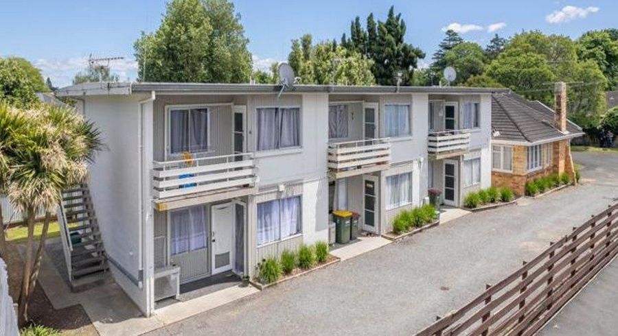  at 4/28 Wellington Street, Hamilton East, Hamilton, Waikato