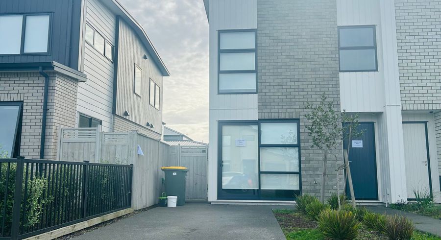  at 22 Riria Crescent, Takanini, Papakura, Auckland