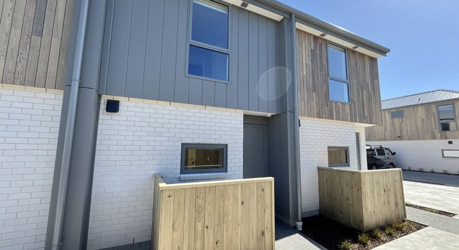  at 2/20 Euston Street, Riccarton, Christchurch City, Canterbury