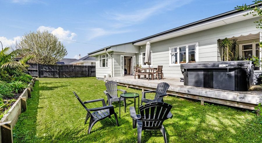  at 46 Miller Road, Mangere Bridge, Auckland