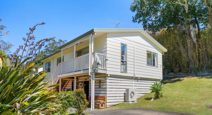  at 85C Fairclough Road, Beach Haven, Auckland