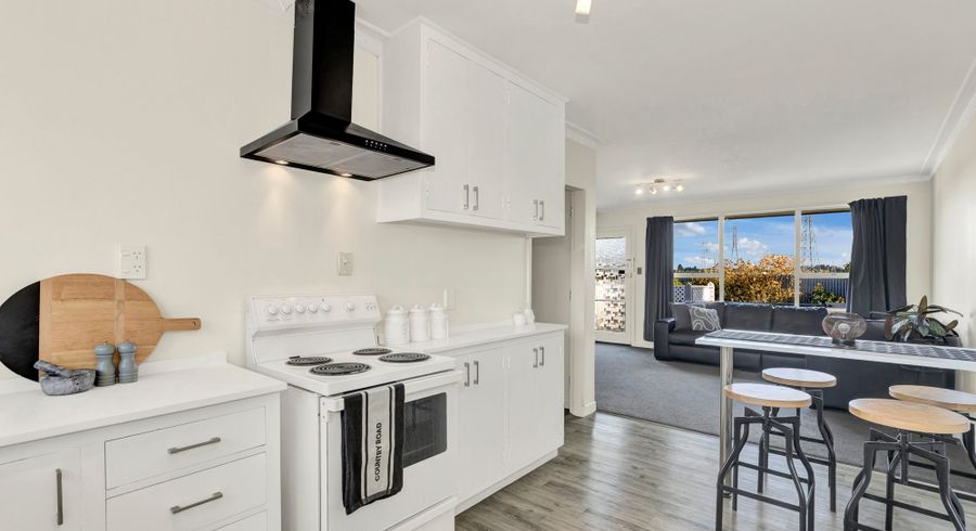  at 2/52 Mortlake Street, Islington, Christchurch City, Canterbury