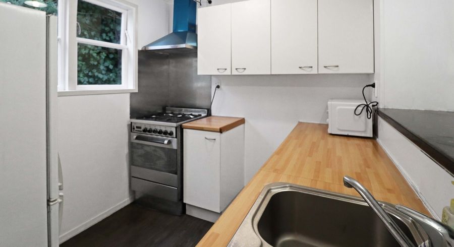  at 2 Victory Avenue, Karori, Wellington, Wellington