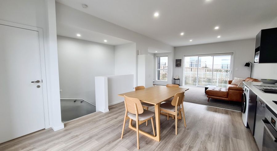  at 10 Tai Lane, Whitby, Porirua, Wellington