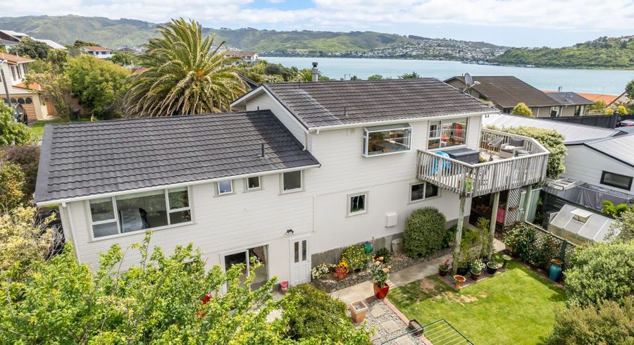  at 6 Langwell Place, Papakowhai, Porirua, Wellington