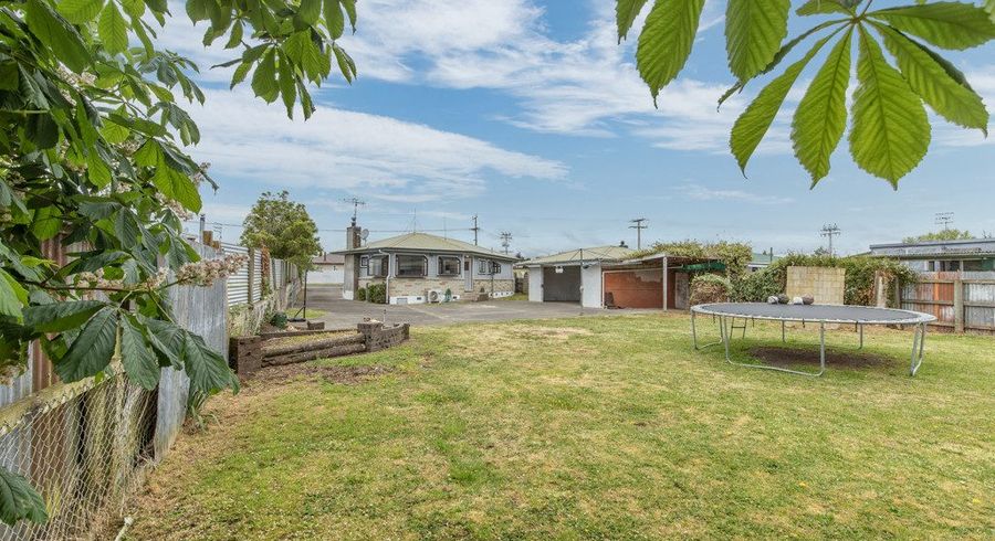  at 118 Racecourse Road, Waipukurau, Waipukurau
