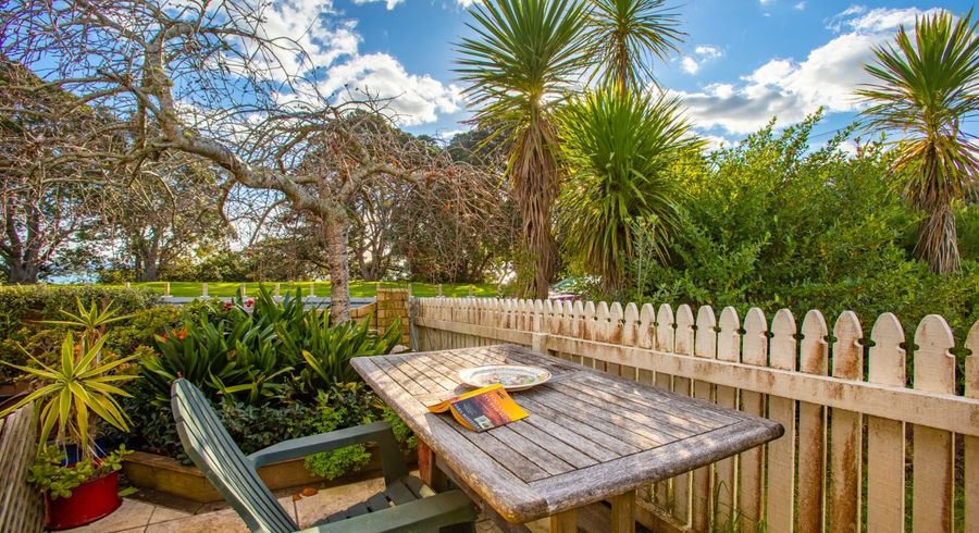  at 51 Harbour View Road, Point Chevalier, Auckland City, Auckland