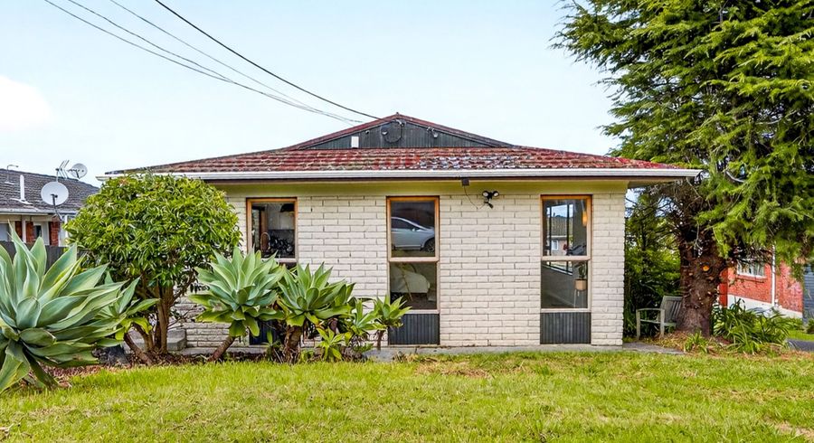  at 1/10 Manuka Road, Glenfield, North Shore City, Auckland