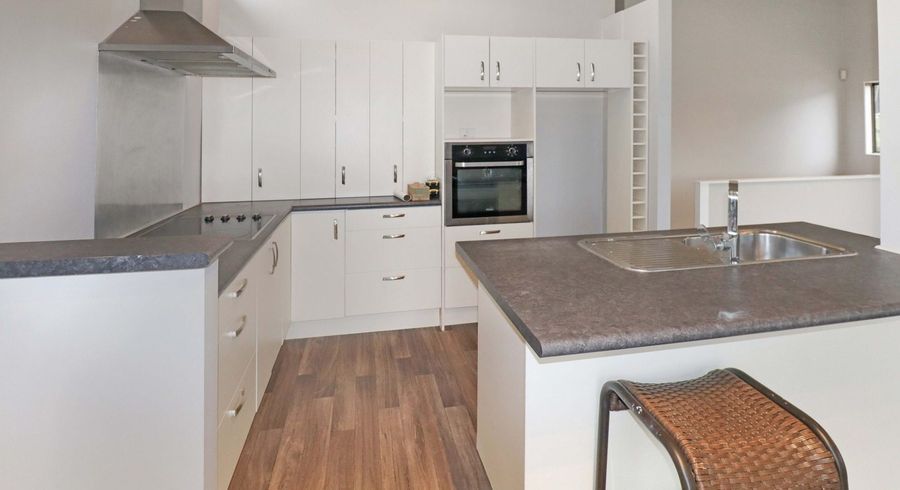  at 1B Brora Crescent, Paremata, Porirua, Wellington
