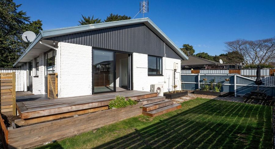  at 1/142 Hay Street, Bromley, Christchurch City, Canterbury