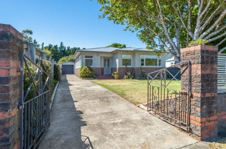  at 12 Tennyson Street, Petone, Lower Hutt