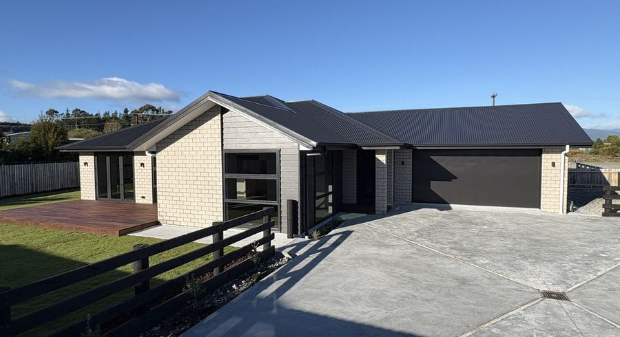  at 1/11 Pine Tree Road, Kaniere, Hokitika