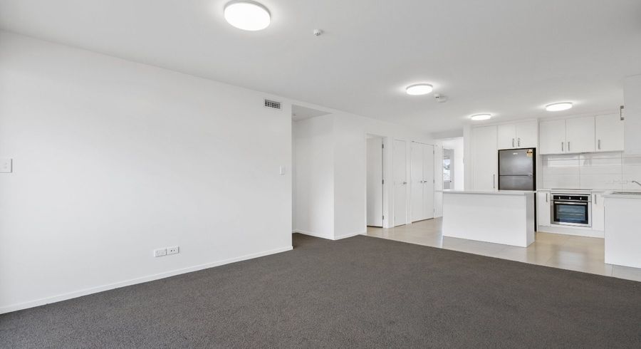  at 1B/4045 Great North Road, Kelston, Waitakere City, Auckland