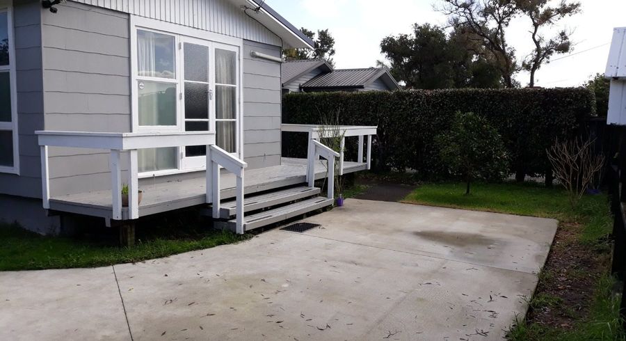  at 206 Lake Road, Northcote, North Shore City, Auckland