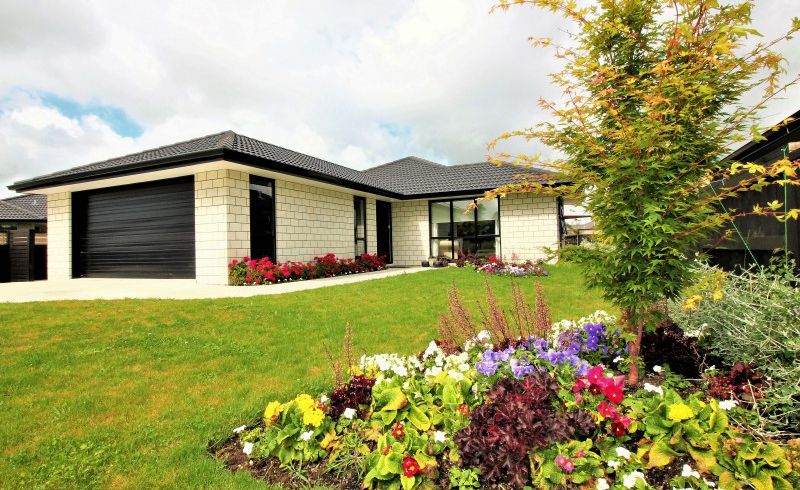  at 37 Plescher Crescent, Leamington, Cambridge