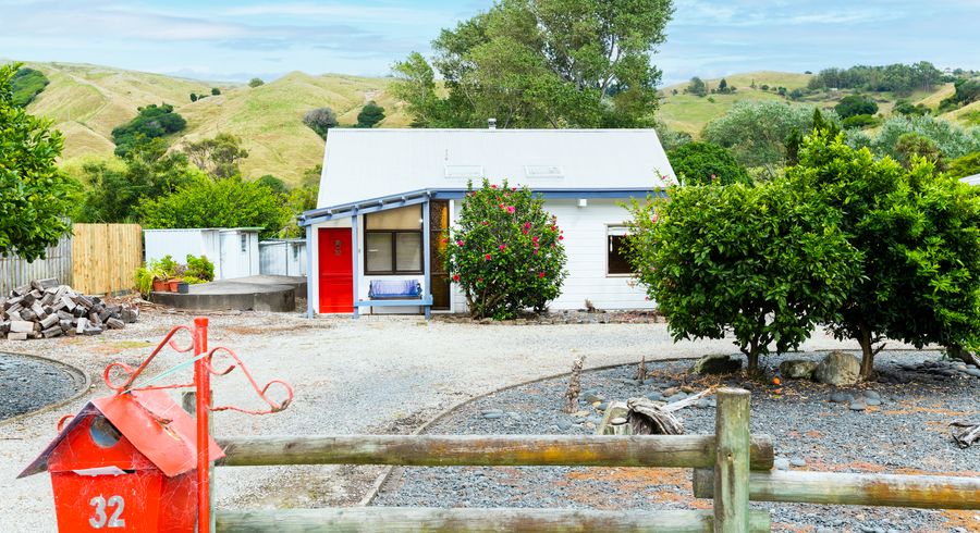  at 32 Lysnar Street, Okitu, Gisborne