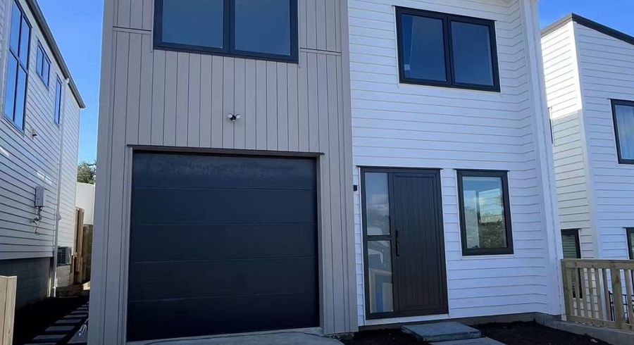  at 1-A Wren Place, Unsworth Heights, North Shore City, Auckland