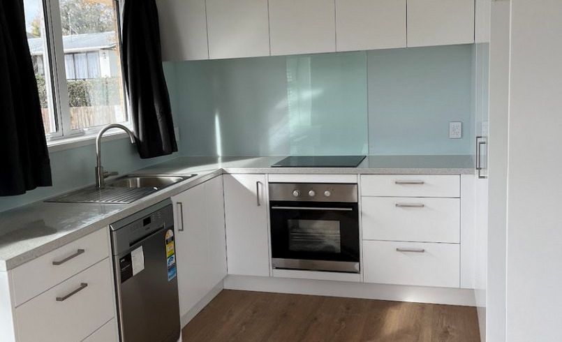  at 2/75 Tramway Road, Beach Haven, North Shore City, Auckland