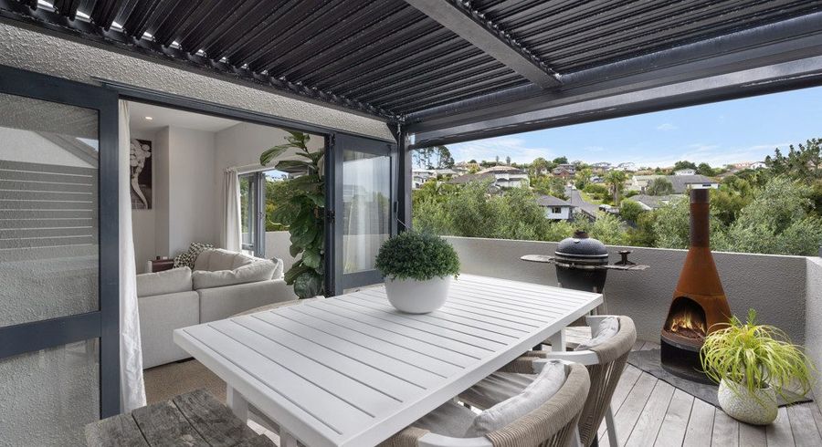  at 11/19 Langana Avenue, Browns Bay, North Shore City, Auckland