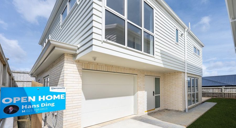  at Lot 2/6 Kaimai Avenue, Massey, Waitakere City, Auckland