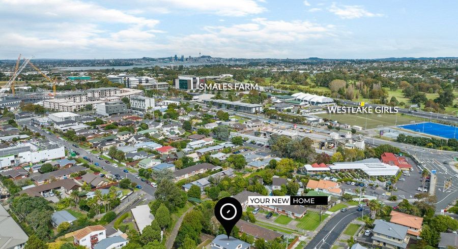  at 14 Nile Road, Milford, Auckland