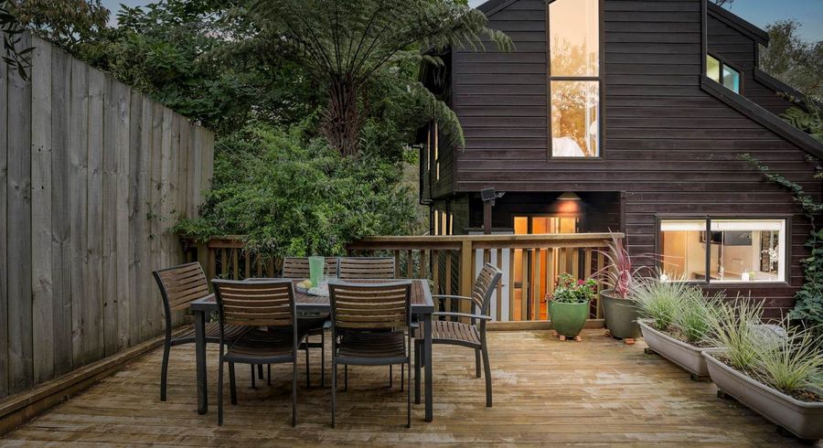  at 2/23 Hellyers Street, Birkdale, North Shore City, Auckland