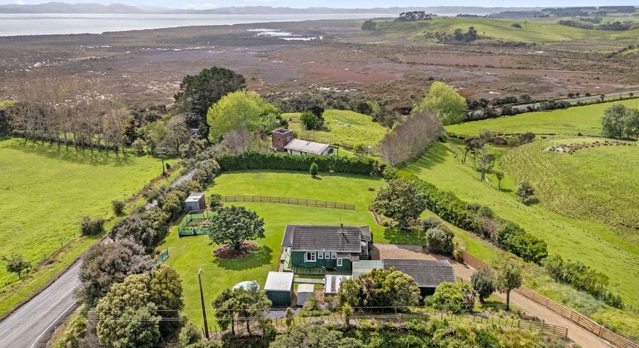  at 5 McLeod Road South Head, Helensville, Rodney, Auckland