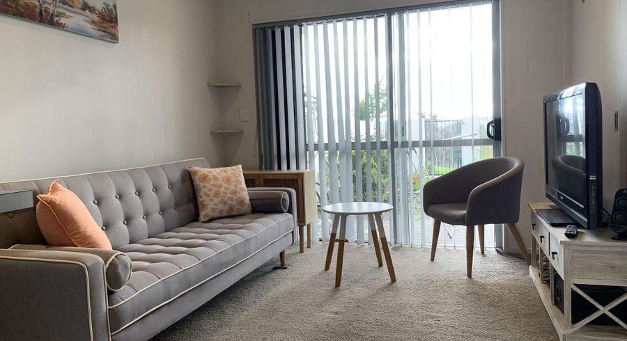  at C3/60 Masons Road, Oteha, North Shore City, Auckland