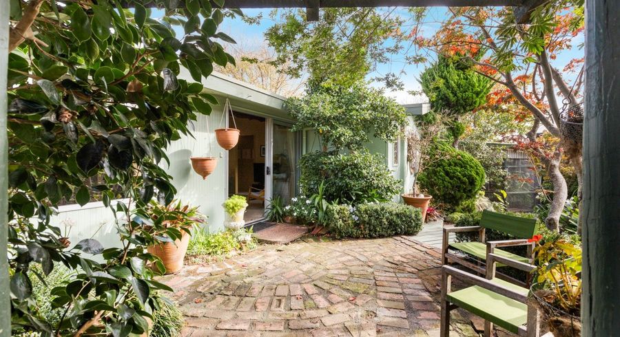  at 12 Saint Hill Lane, Havelock North, Havelock North