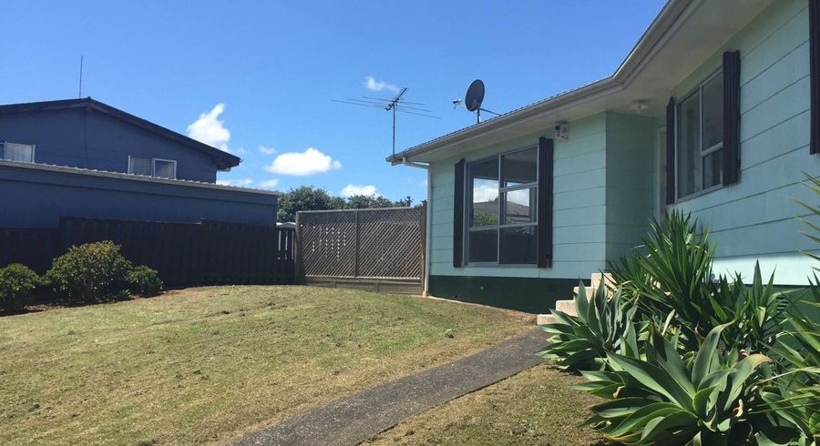  at 28 Oreil Avenue, West Harbour, Waitakere City, Auckland