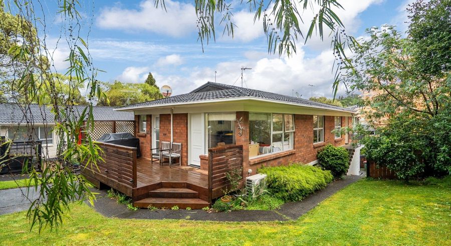  at 2/110 Monarch Avenue, Hillcrest, North Shore City, Auckland