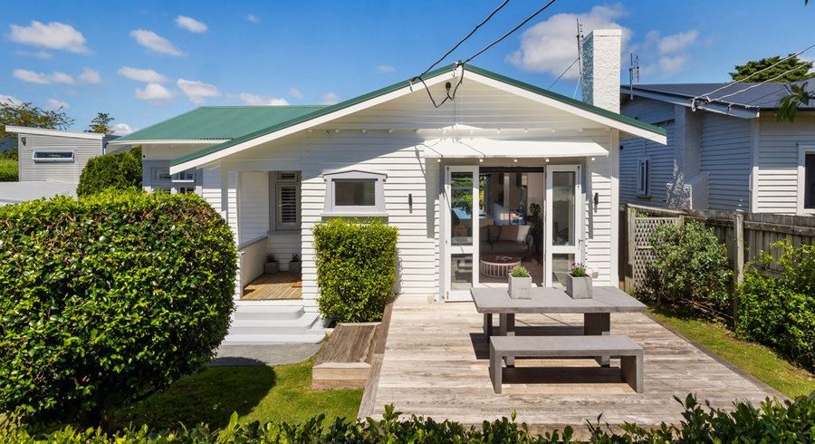  at 17 Linwood Avenue, Mount Albert, Auckland City, Auckland