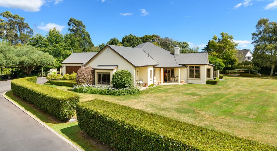  at 5 Waicola Drive, Fitzherbert, Palmerston North
