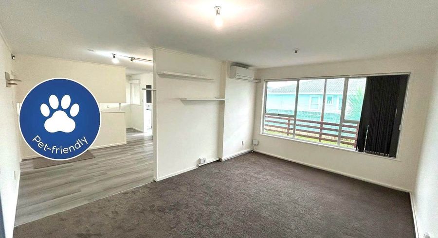  at 18 Castleford Street, Green Bay, Waitakere City, Auckland