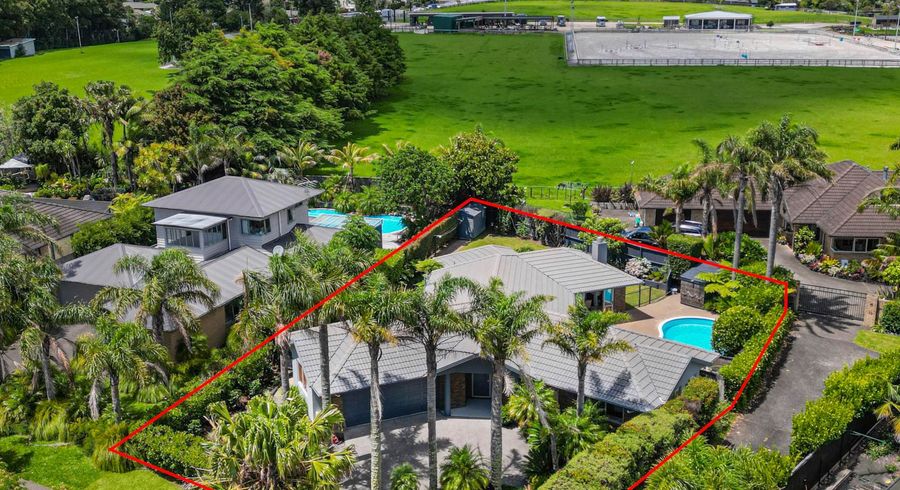  at 30 Te Wharau Drive, Greenhithe, Auckland