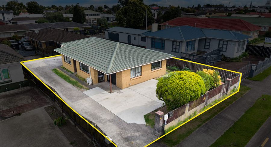  at 1/105 East Tamaki Road, Papatoetoe, Manukau City, Auckland