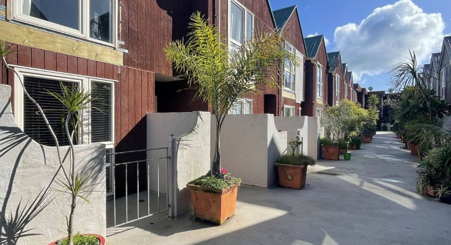  at 10b/66 Mt Eden Rd, Mount Eden, Auckland City, Auckland
